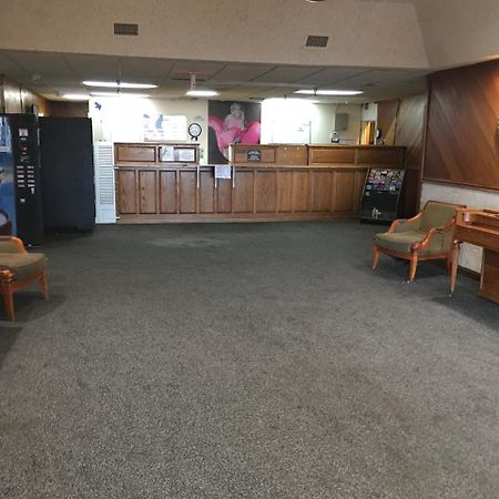 Windsor Inn Спаркс Екстериор снимка